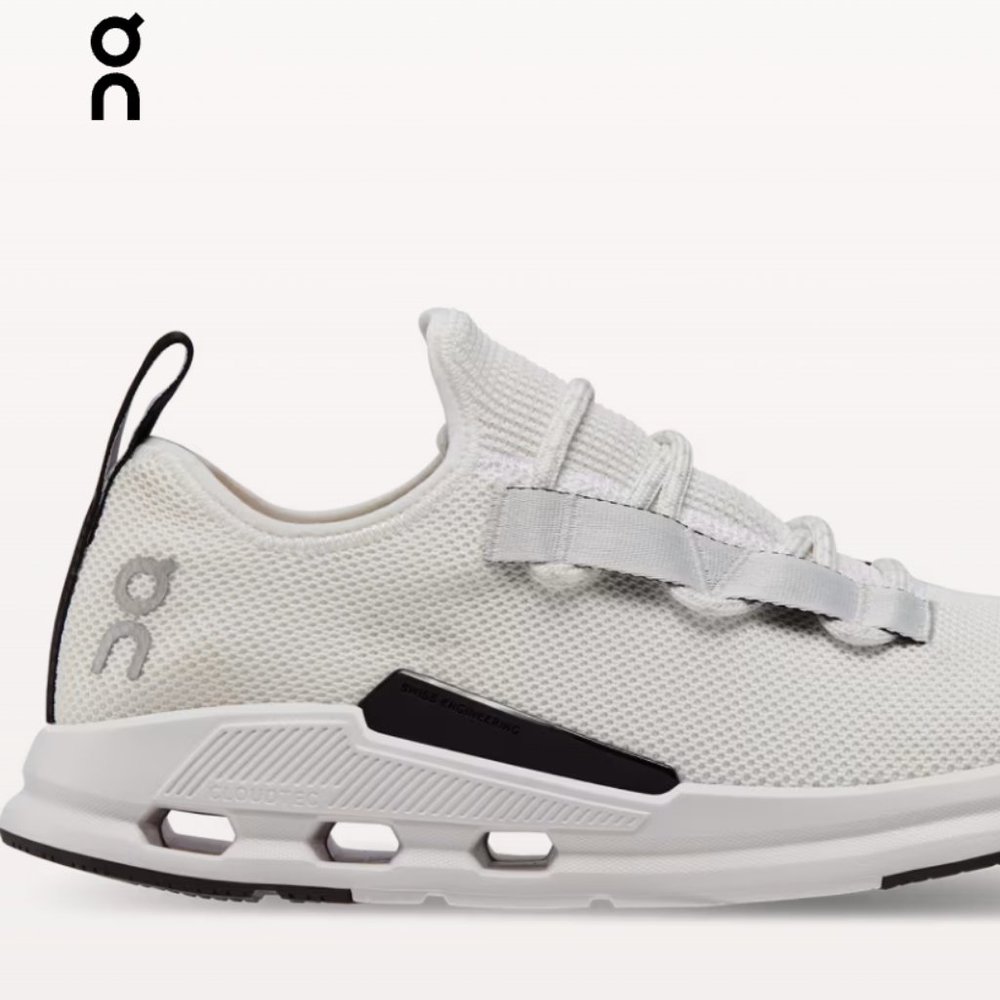 New In Box On Running Cloudeasy Men's Sneakers